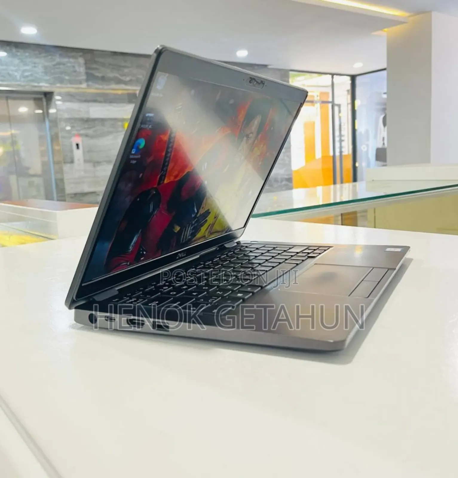 New Laptop Dell Latitude 5300 8GB Intel Core I5 SSD 256GB