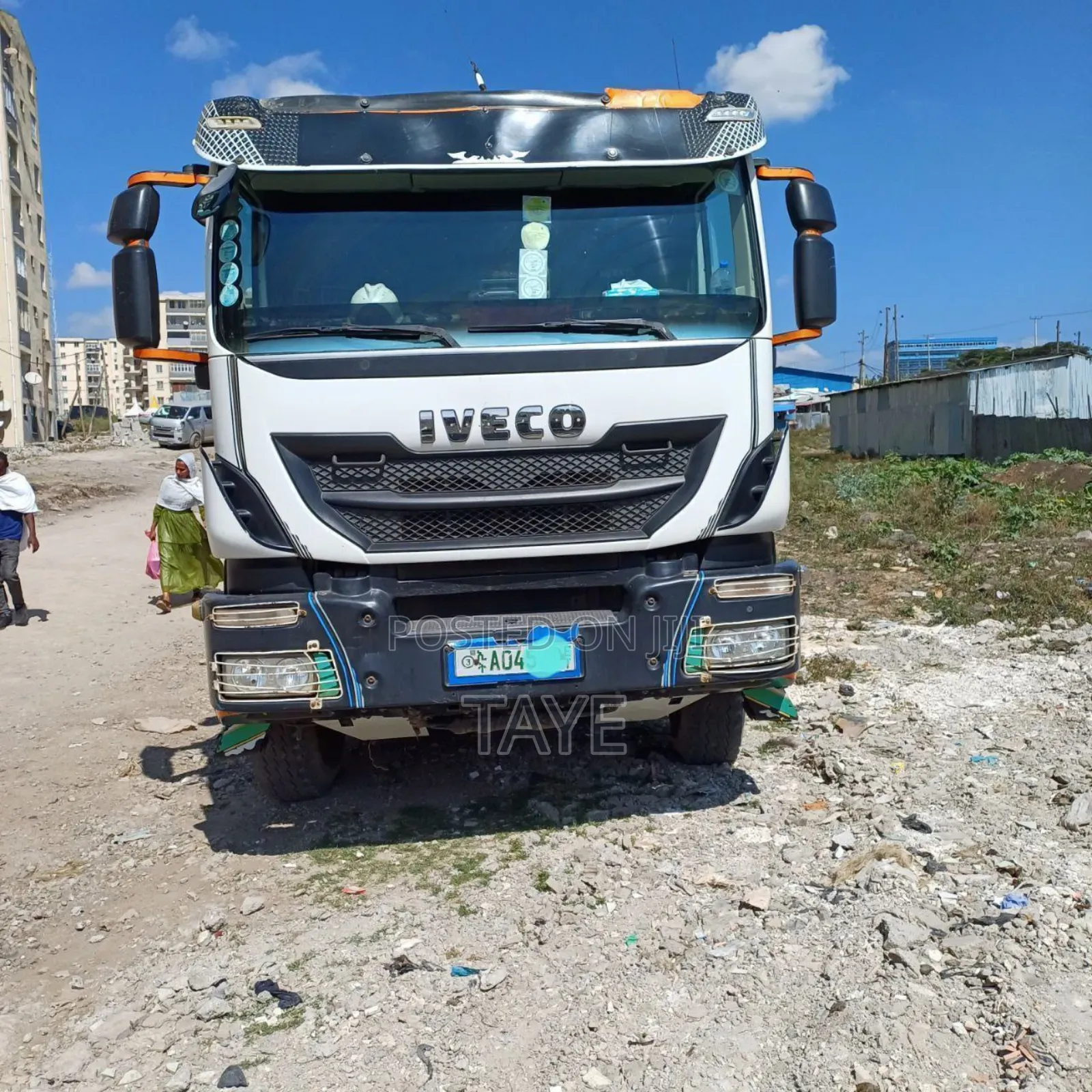 ቦቴ መኪና ከነ ተሳቢው