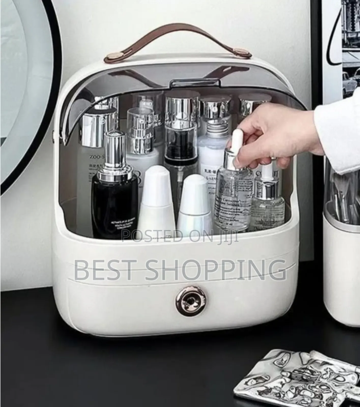 Cosmetic and Jewellery Storage Box የኮስሞቲክስ እና የጌጣጌጥ ማስቀመጫ