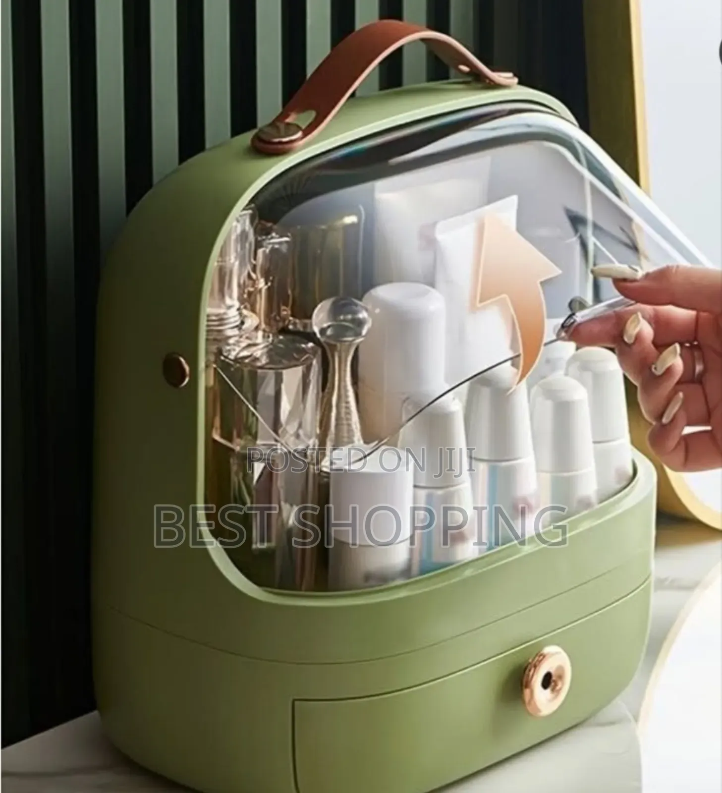 Cosmetic and Jewellery Storage Box የኮስሞቲክስ እና የጌጣጌጥ ማስቀመጫ