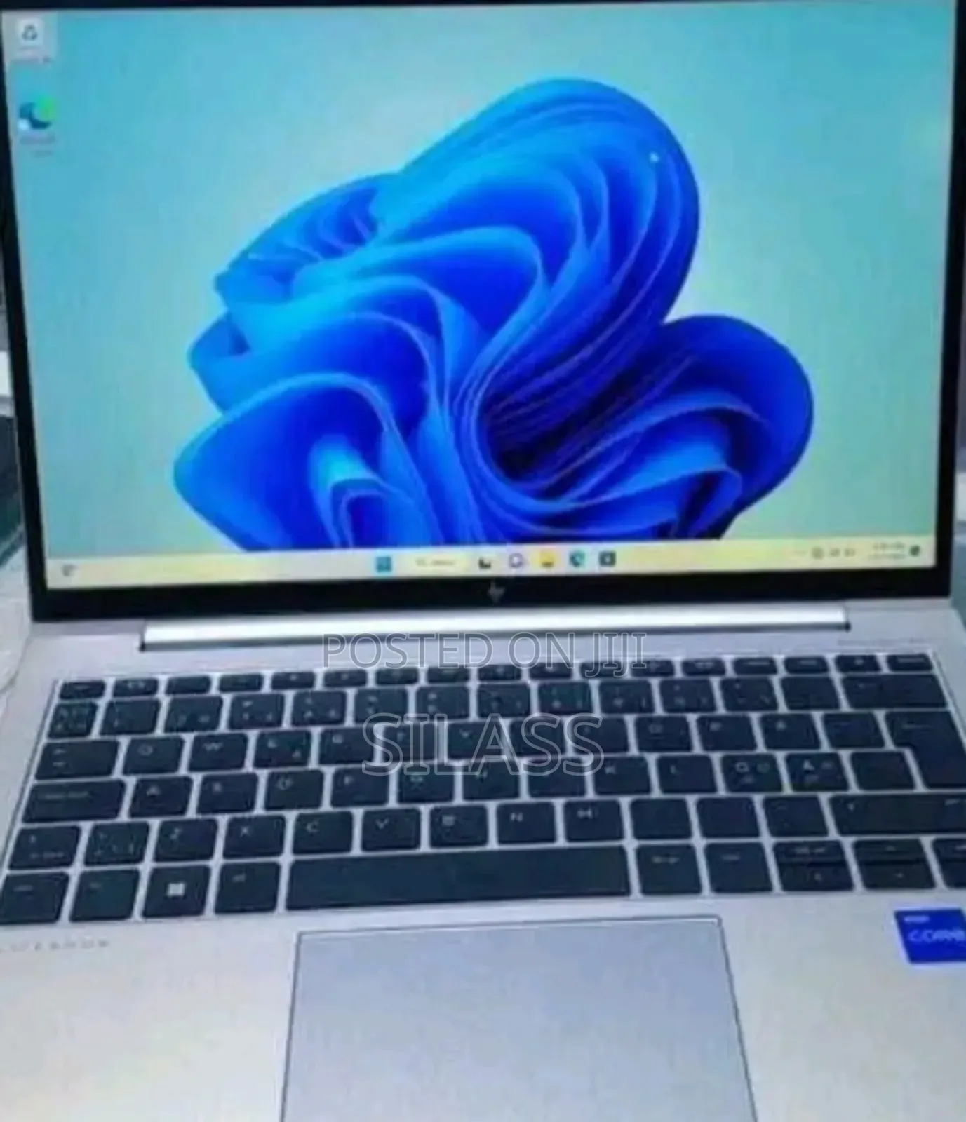 New Laptop HP EliteBook 840 G9 16GB Intel Core I5 SSD 512GB