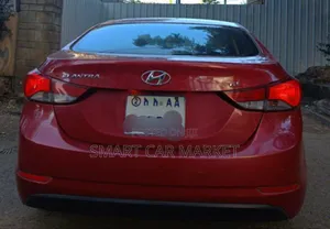 Hyundai Elantra 2014 Red
