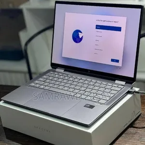 Photo - New Laptop HP Spectre 16GB Intel Core I7 SSD 1T