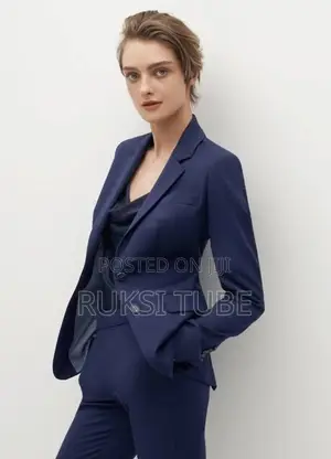 Lady Blue Black Suit Coat Trouser