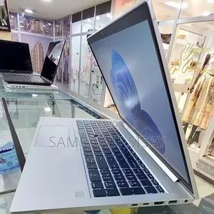 New Laptop HP EliteBook 850 16GB Intel Core I5 SSD 512GB