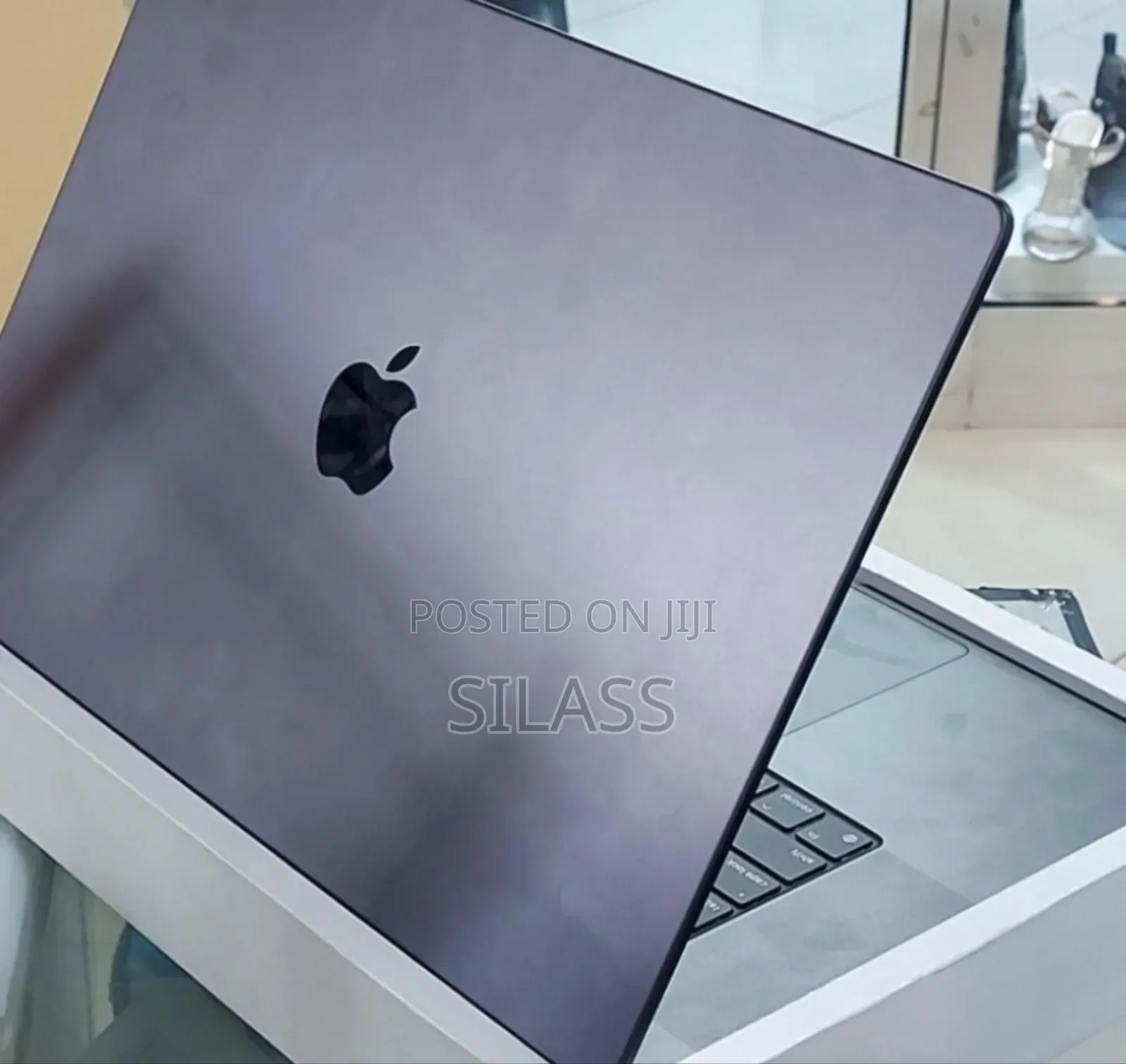 New Laptop Apple MacBook Air 2020 16GB Intel Core I7 SSD 512GB