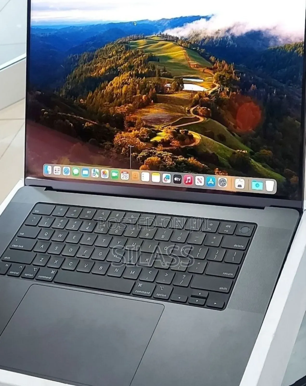 New Laptop Apple MacBook Air 2020 16GB Intel Core I7 SSD 512GB