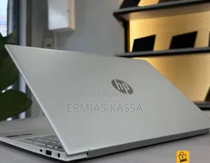 New Laptop HP Pavilion 15 8GB AMD Ryzen 5 SSD 512GB