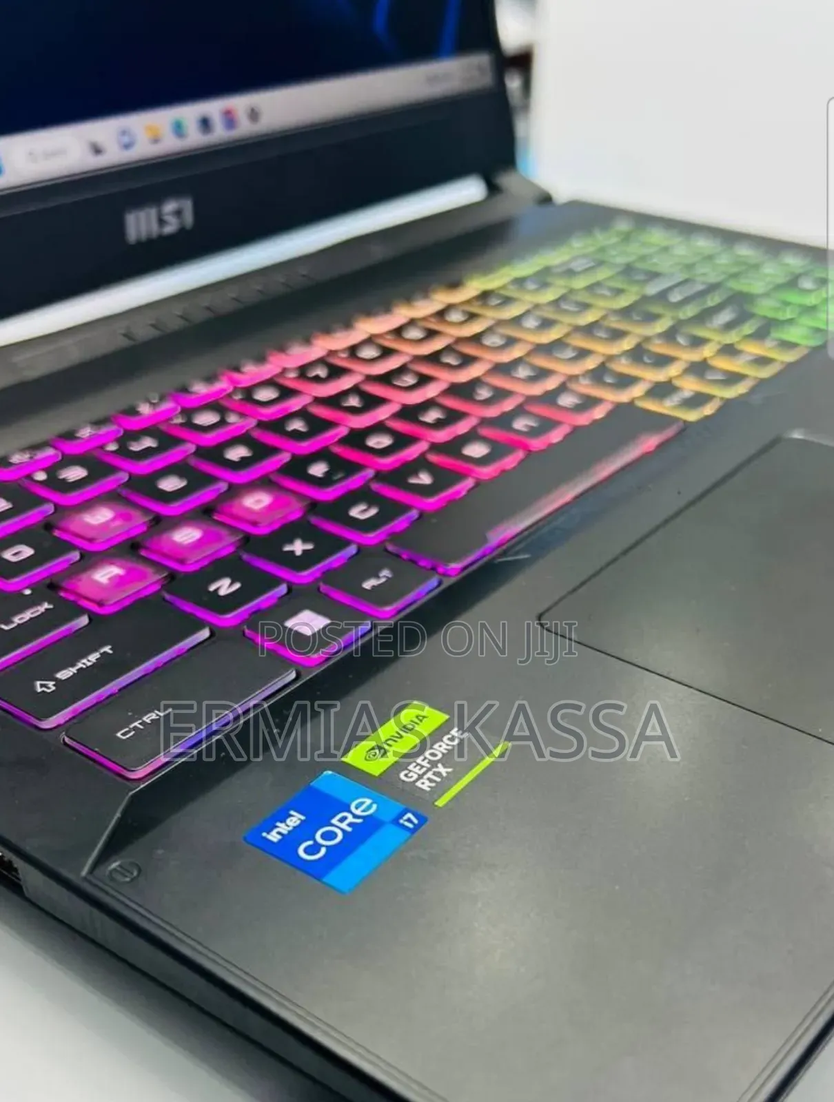 New Laptop MSI Katana 15 32GB Intel Core I7 SSD 1T