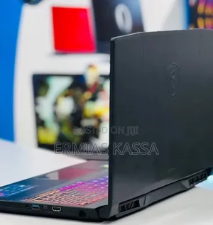 New Laptop MSI Katana 15 32GB Intel Core I7 SSD 1T