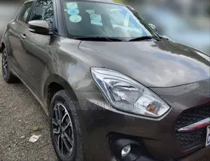 Suzuki Swift 2022 Gray