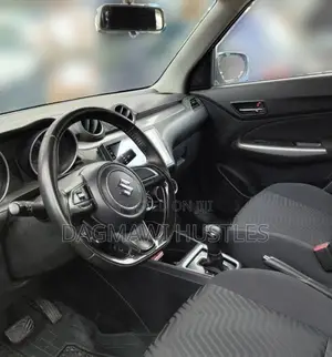 Suzuki Swift 2022 Gray