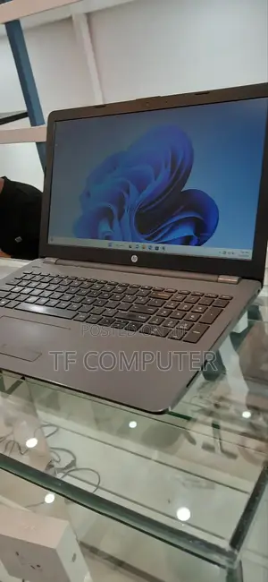 Photo - New Laptop HP Stream Notebook 4GB Intel Core I5 HDD 1T