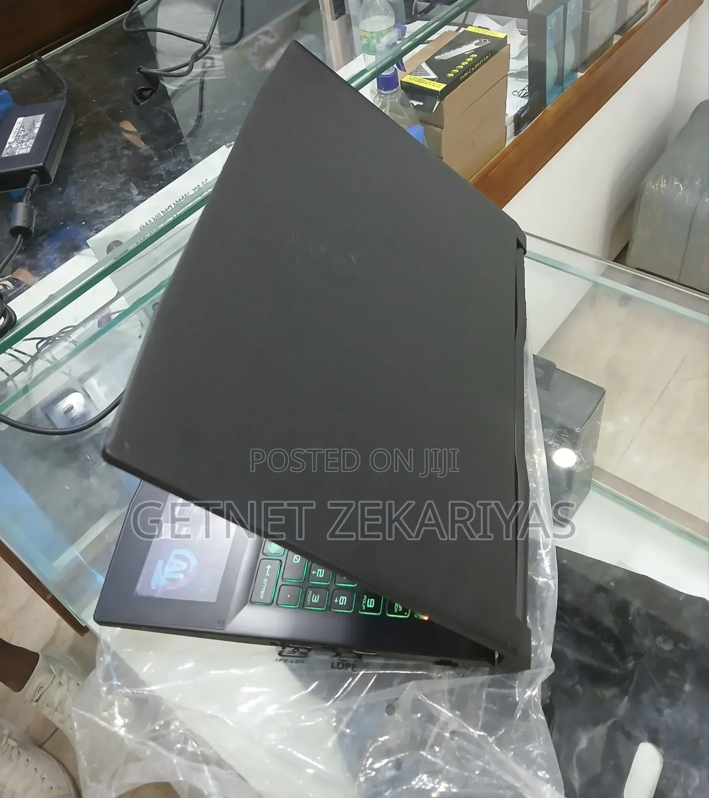 New Laptop MSI Katana 15 16GB AMD Ryzen 7 SSD 1T