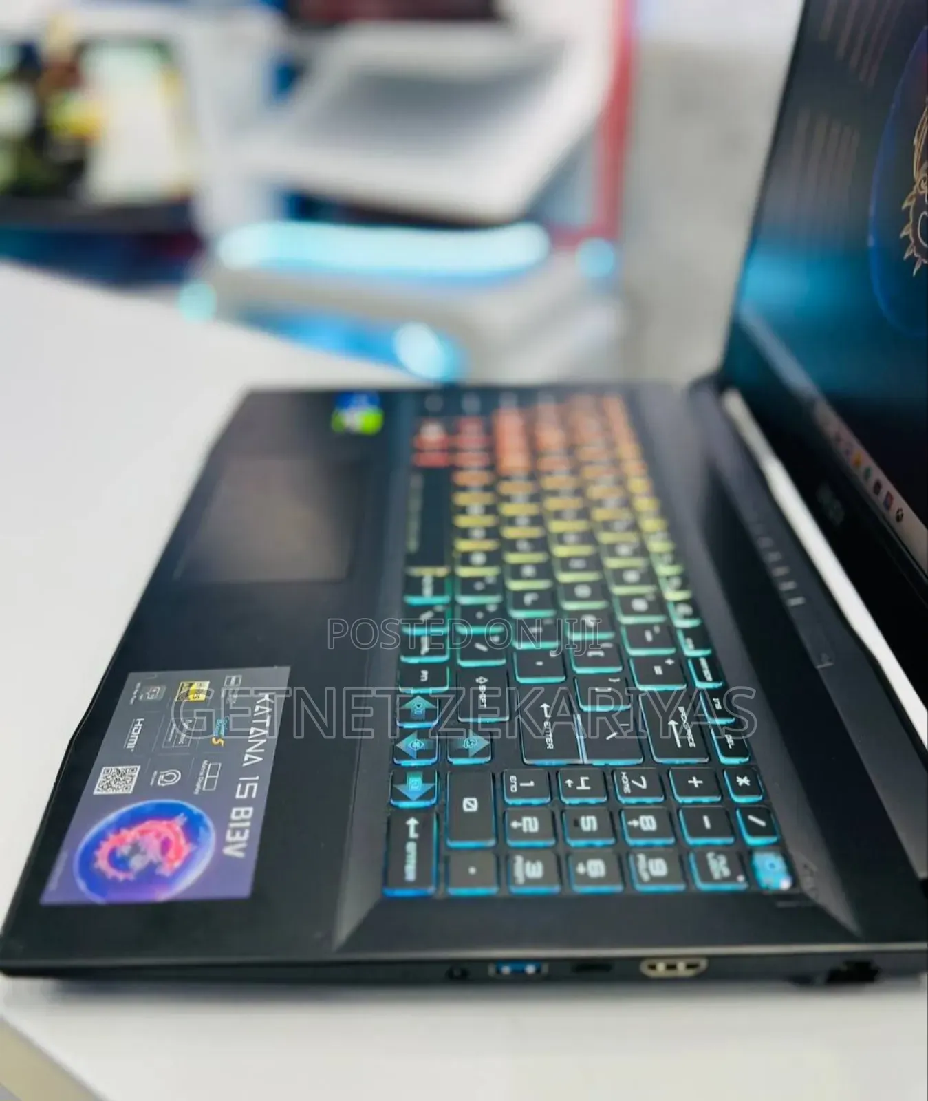 New Laptop MSI Katana 15 16GB AMD Ryzen 7 SSD 1T