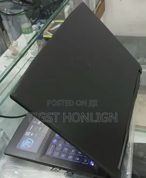 New Laptop MSI Katana 15 16GB AMD Ryzen 7 SSD 1T