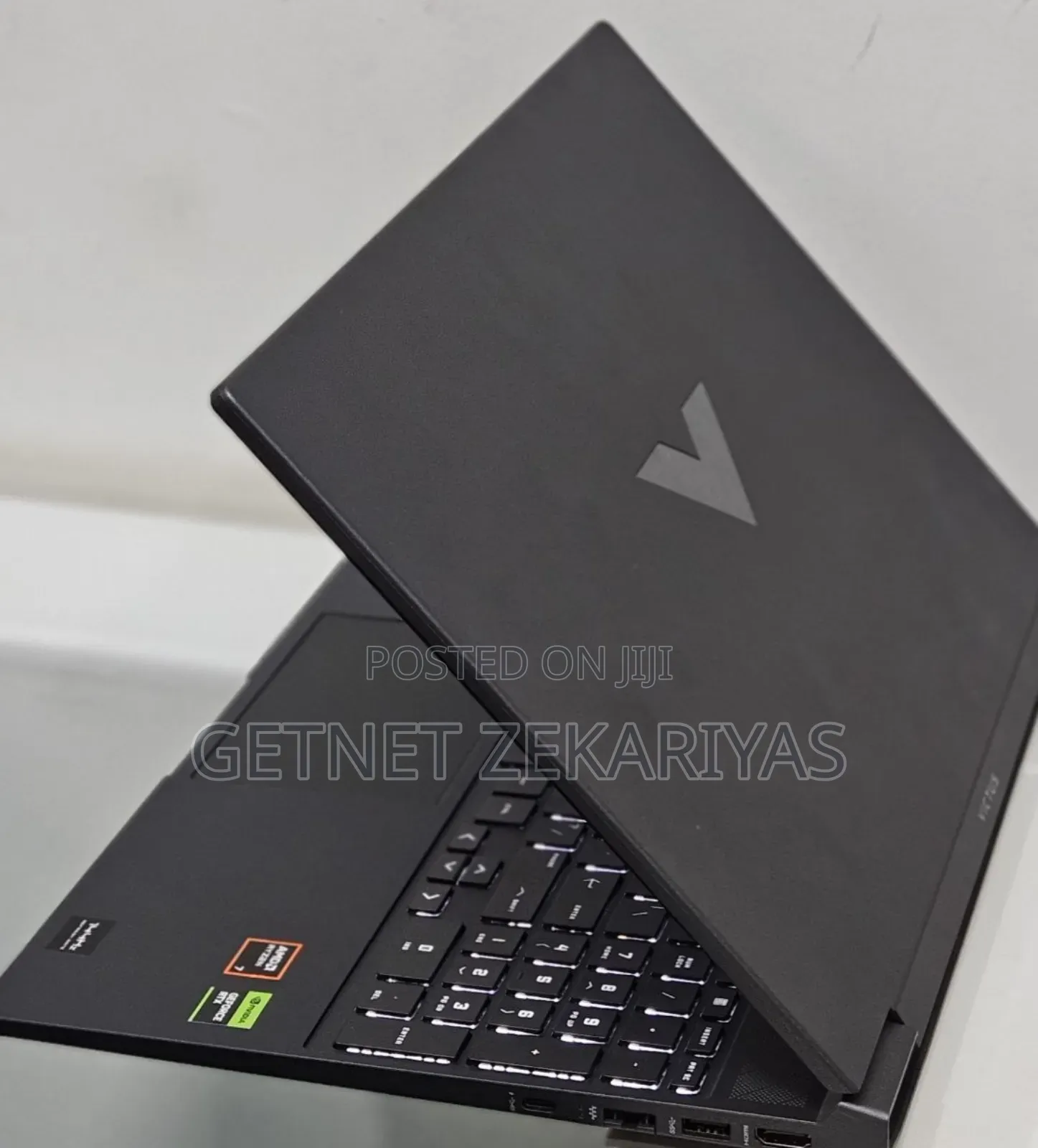 New Laptop HP Victus 15 16GB AMD Ryzen 7 SSD 1T