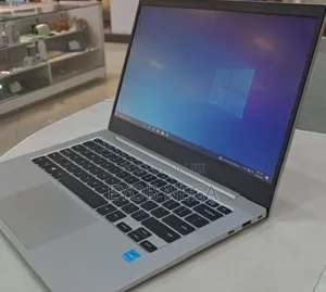 New Laptop Samsung 4GB SSD 128GB