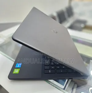 New Laptop Dell Vostro V13 8GB Intel Core I5 SSD 256GB