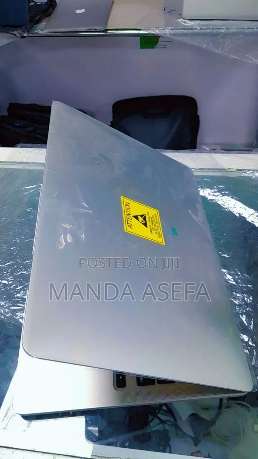 New Laptop Apple MacBook Pro 8GB Apple M2 SSD 512GB