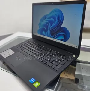 New Laptop Dell Vostro 1015 8GB Intel Core I5 SSD 256GB