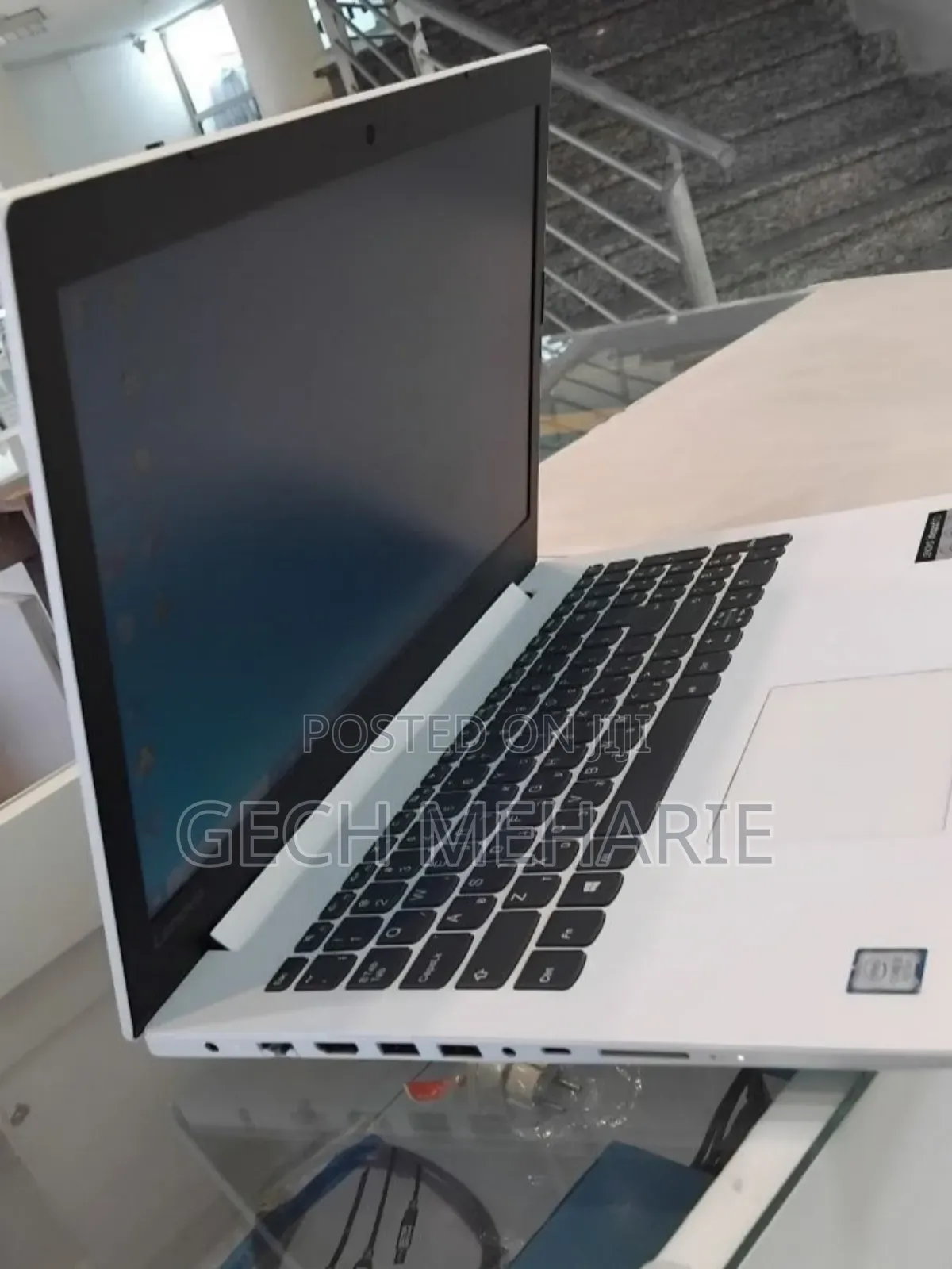 New Laptop Lenovo IdeaPad 330 8GB Intel Core I5 SSD 1T