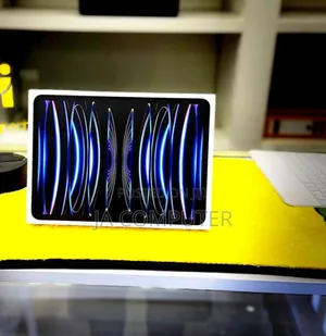 New Apple iPad Pro 11 (2024) 256 GB Silver