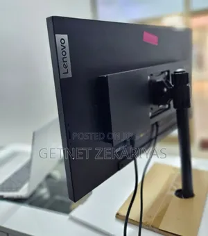 Lenovo Framless Monitore