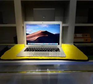 New Laptop Apple MacBook Air 2015 8GB Intel Core I5 SSD 128GB