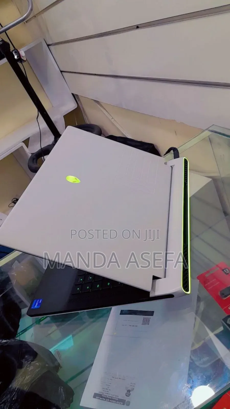 New Laptop Alienware M17x R2 16GB Intel Core I7 SSD 1T