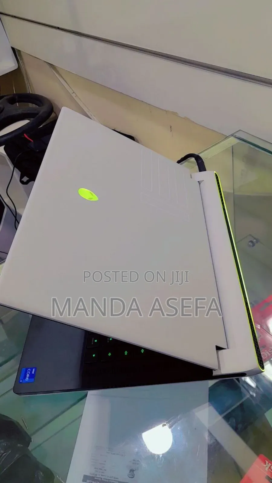 New Laptop Alienware M17x R2 16GB Intel Core I7 SSD 1T