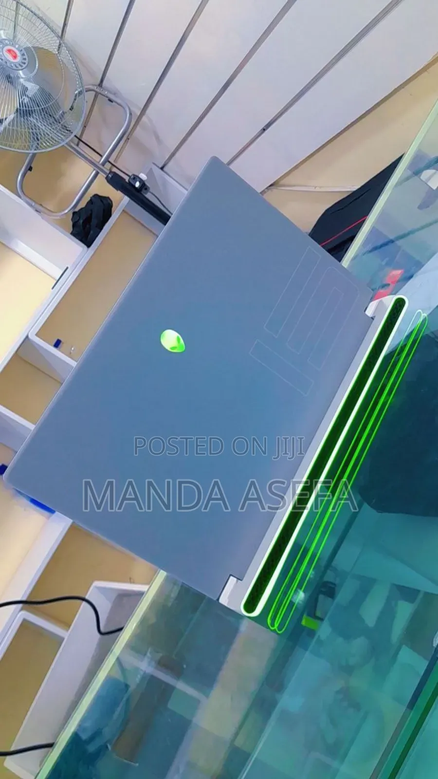 New Laptop Alienware M17x R2 16GB Intel Core I7 SSD 1T