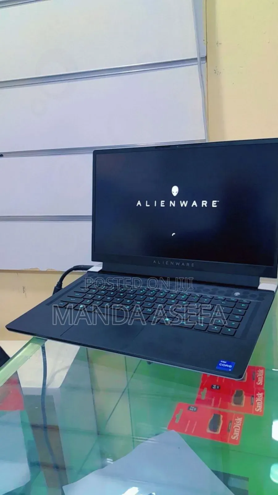 New Laptop Alienware M17x R2 16GB Intel Core I7 SSD 1T