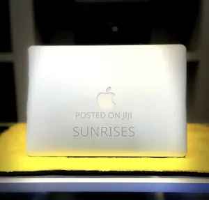 Photo - New Laptop Apple MacBook 2015 8GB Intel Core I5 SSD 128GB