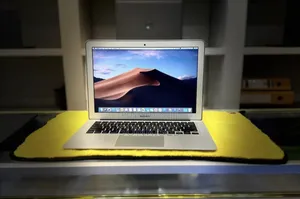 New Laptop Apple MacBook 2015 8GB Intel Core I5 SSD 128GB