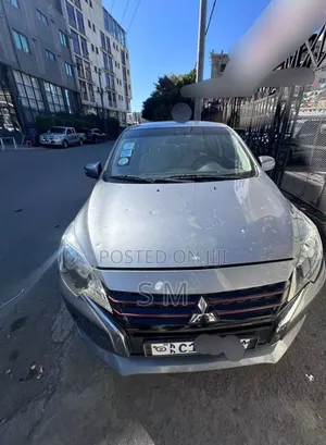 Mitsubishi Attrage 2022 Gray