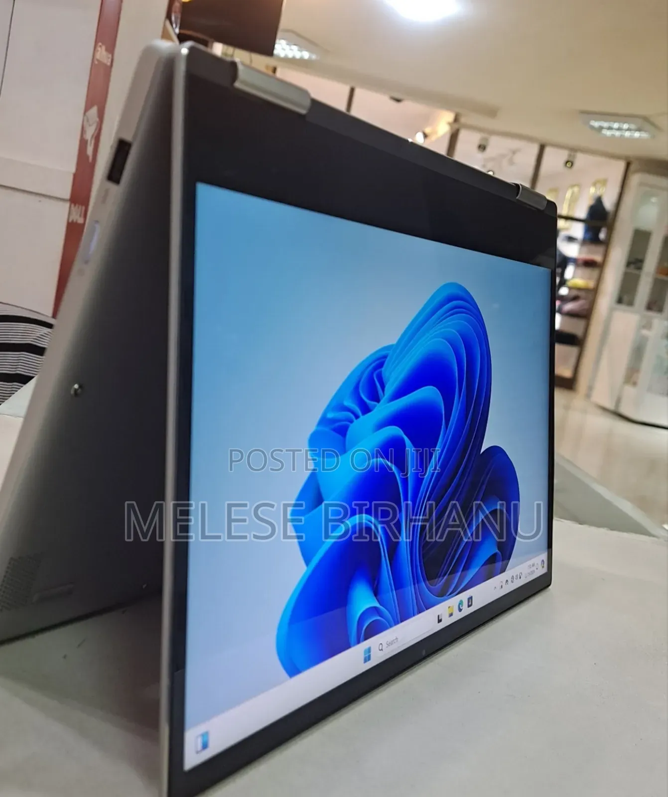 New Laptop Lenovo Yoga 730 8GB Intel Core I5 HDD+SSD 256GB