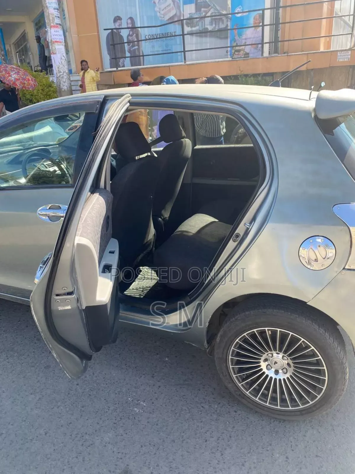 Toyota Yaris 2010 Silver