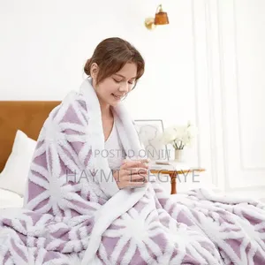  ጋቢ ለምኔ
 7 የቀለም አማራጭ