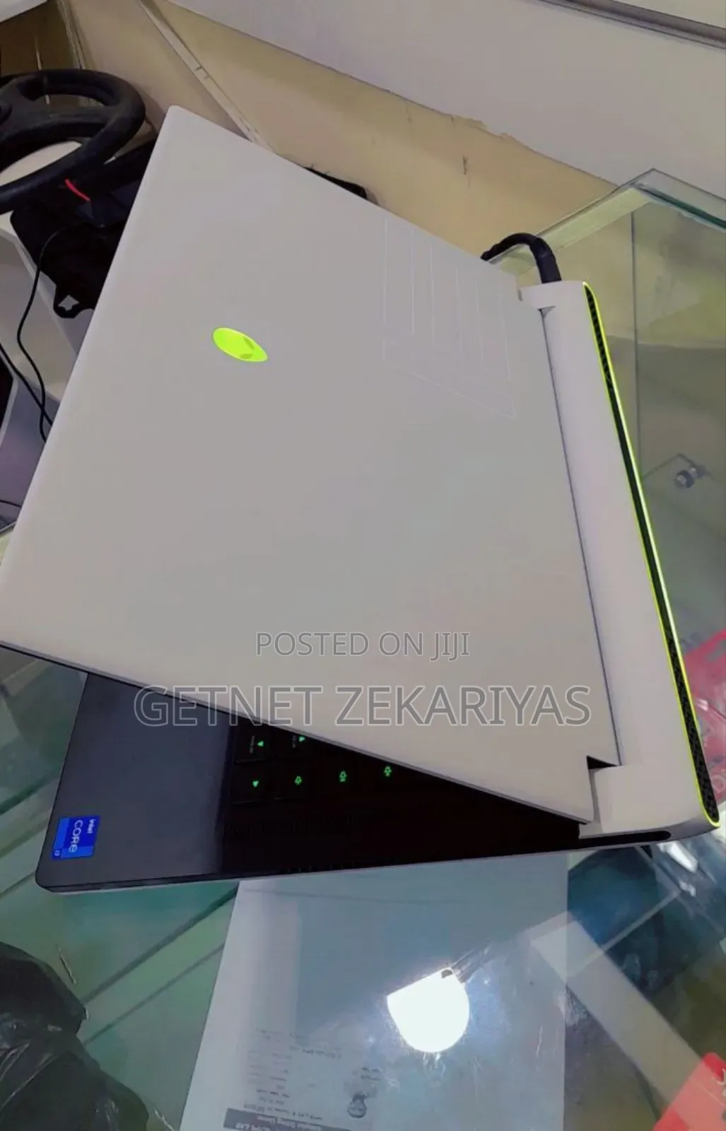 New Laptop Alienware Area-51m 16GB Intel Core I7 SSD 1T