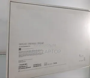 New Laptop Apple MacBook Pro 24GB SSD 1T