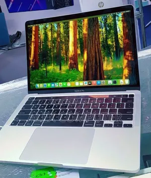 Photo - New Laptop Apple MacBook Pro 2022 M2 8GB Apple M2 SSD 512GB