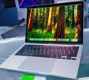 New Laptop Apple MacBook Pro 2022 M2 8GB Apple M2 SSD 512GB