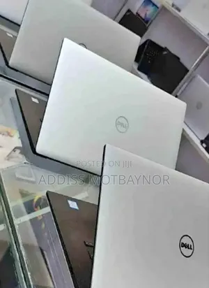 New Laptop Dell XPS 15 32GB Intel Core I7 SSD 1T