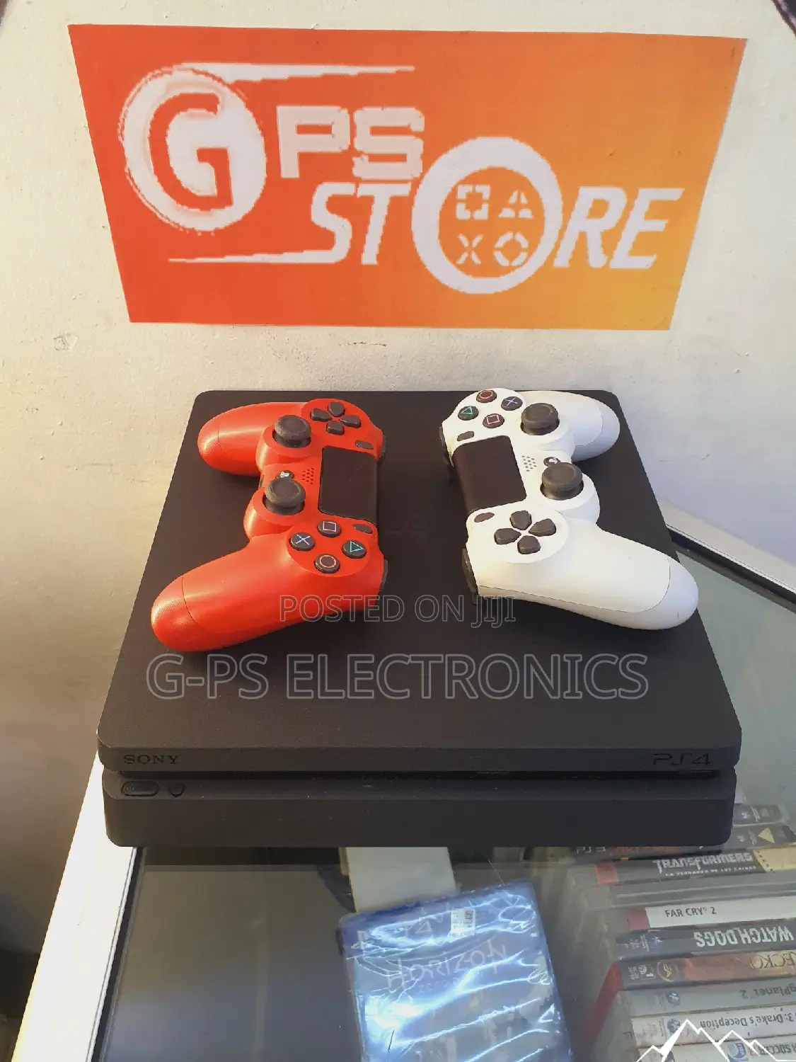 Playstation 4 Slim Jailbreak ሙሉ ጌም የተጫነበት