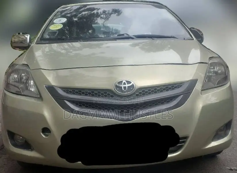 Toyota Yaris 2008 Yellow