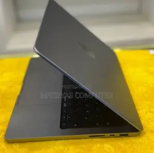 New Laptop Apple MacBook Pro 2021 M1 16GB Apple M1 SSD 1T