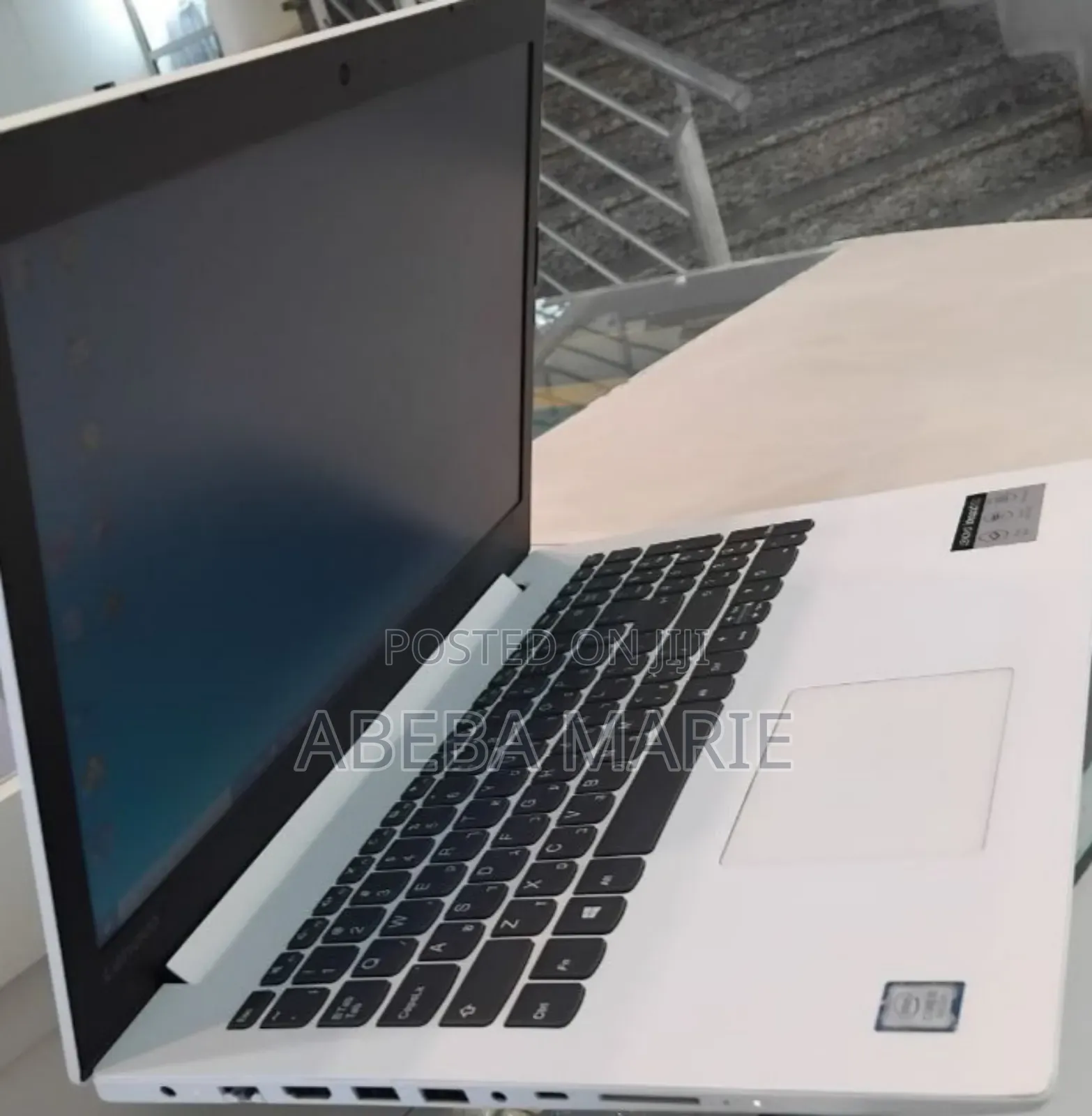 New Laptop Lenovo IdeaPad 330 8GB Intel Core I5 SSD 1T