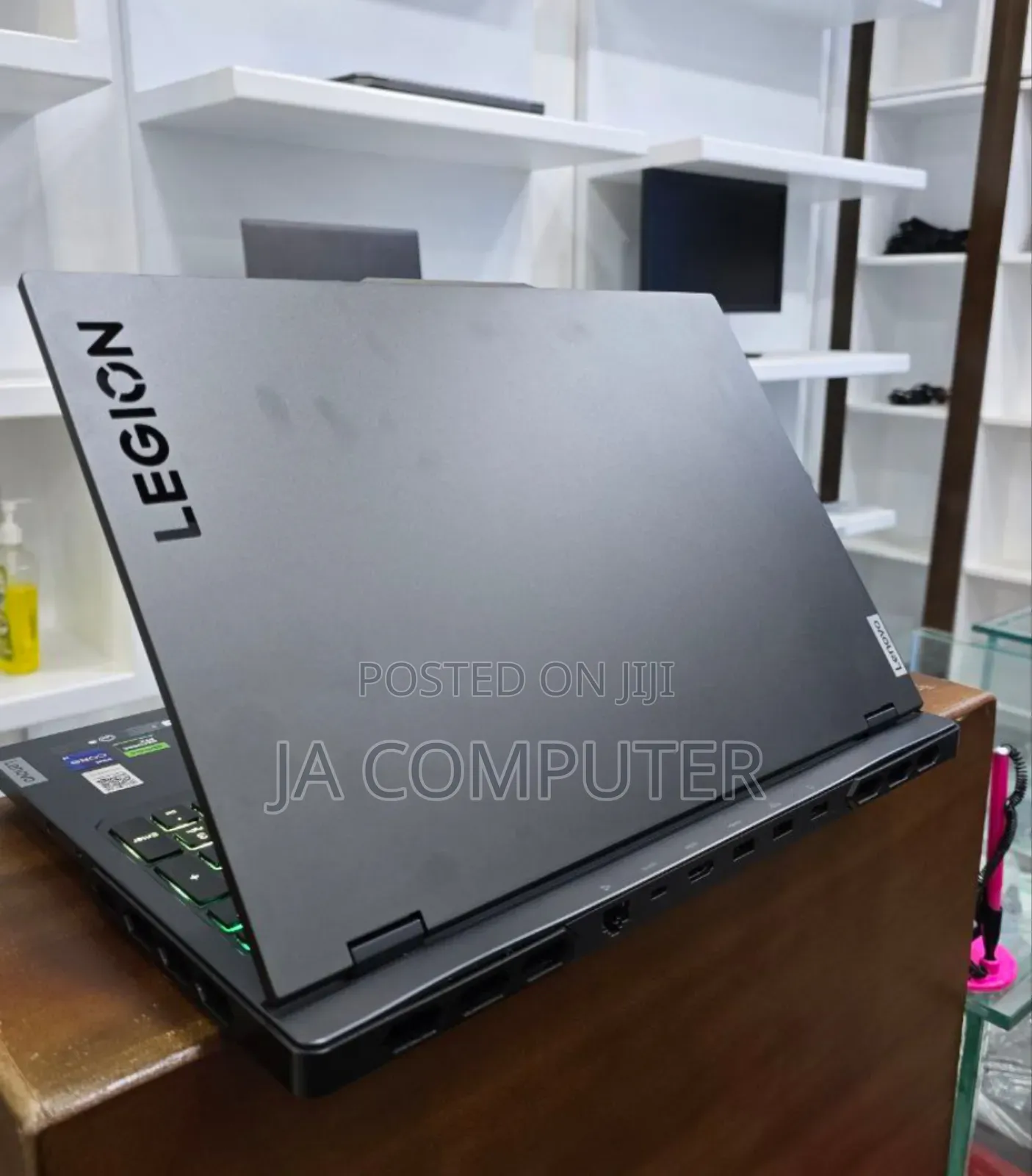 New Laptop Lenovo Legion 7 32GB Intel Core Ultra 5 SSD 1T