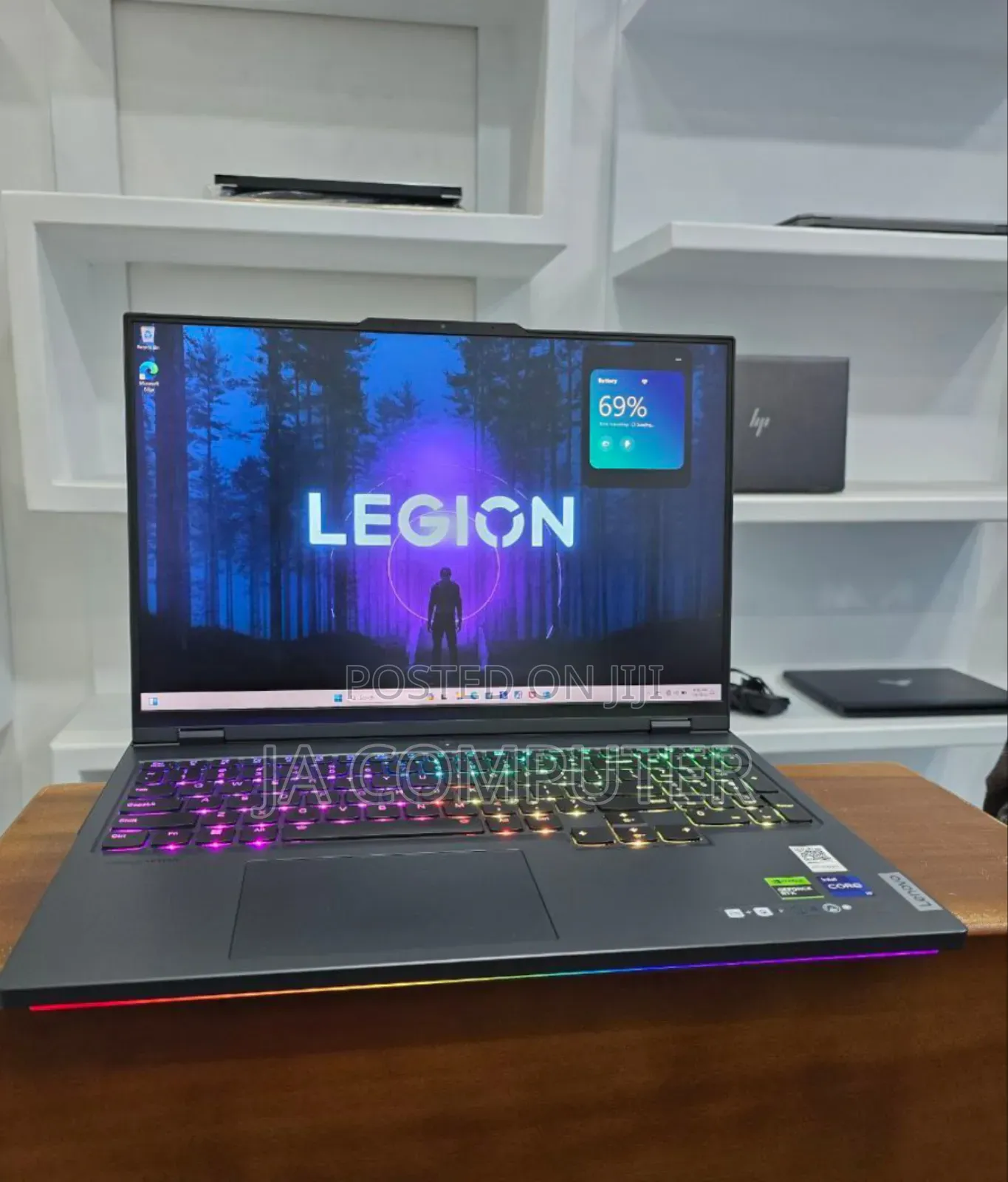 New Laptop Lenovo Legion 7 32GB Intel Core Ultra 5 SSD 1T